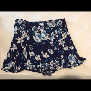 Flowy floral shorts